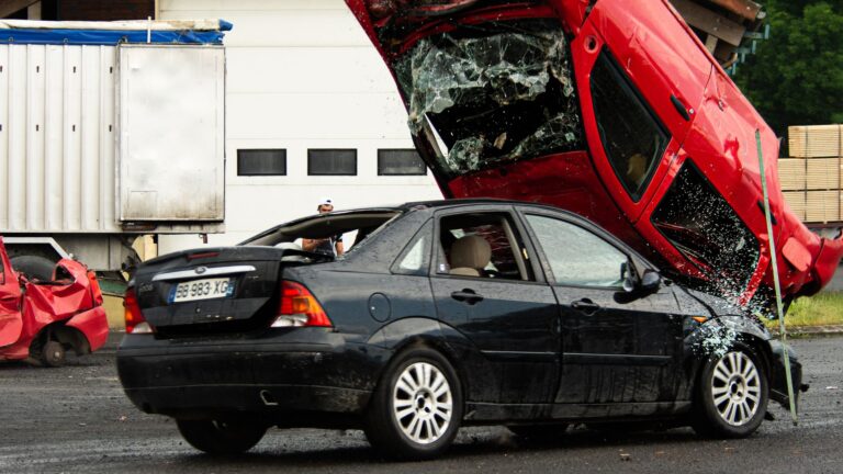 Who Is Responsible After a T-Bone Collision?